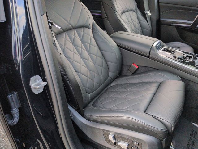 Thumbnail: 2025 BMW X5 - 12