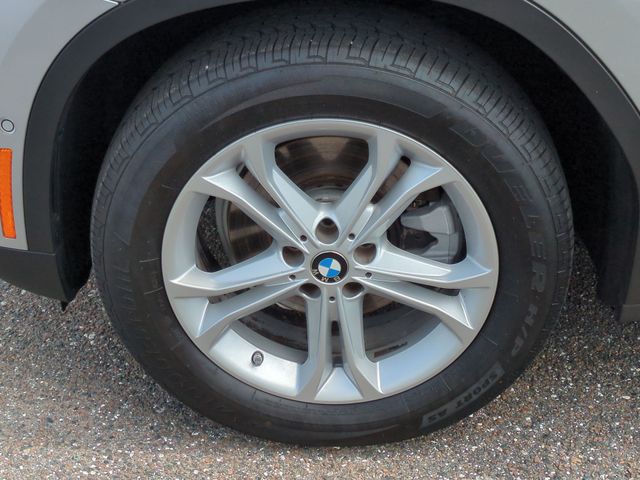 Thumbnail: 2021 BMW X3 - 8
