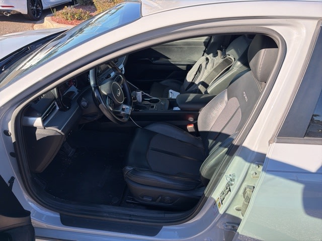 Thumbnail: 2021 Kia K5 - 6