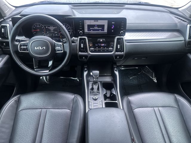 Thumbnail: 2022 Kia Sorento - 2
