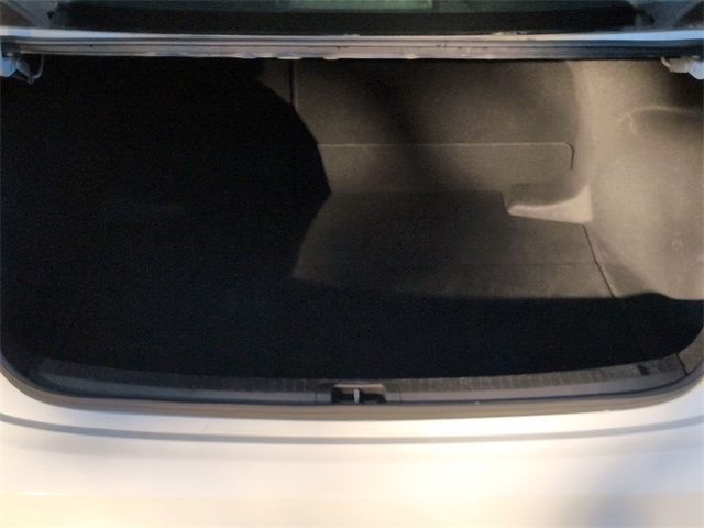 Thumbnail: 2023 Toyota Corolla - 18