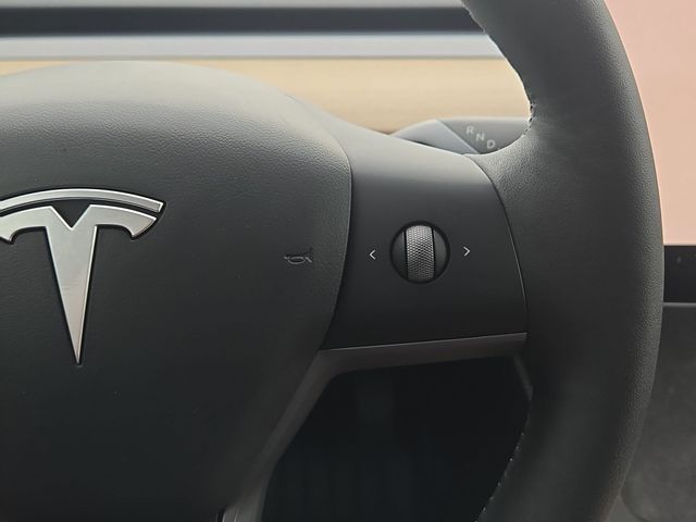 Thumbnail: 2023 Tesla Model 3 - 25