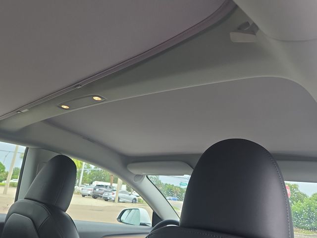 Thumbnail: 2023 Tesla Model 3 - 22