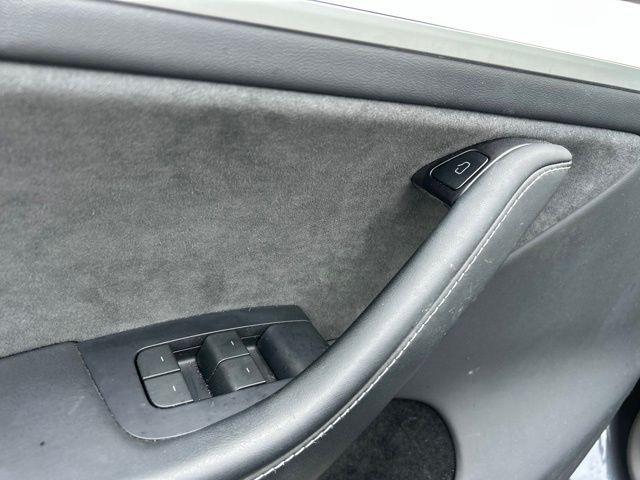 Thumbnail: 2023 Tesla Model Y - 19