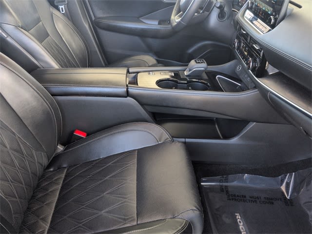 Thumbnail: 2023 Nissan Rogue - 12