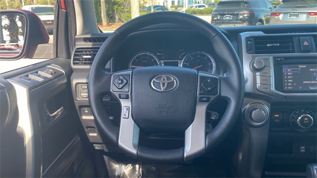 2016 Toyota 4Runner SR5 14