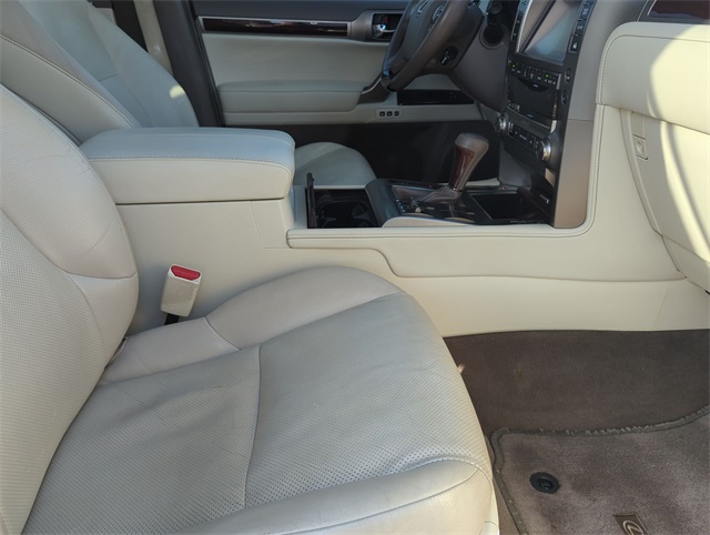 Thumbnail: 2015 Lexus GX - 32