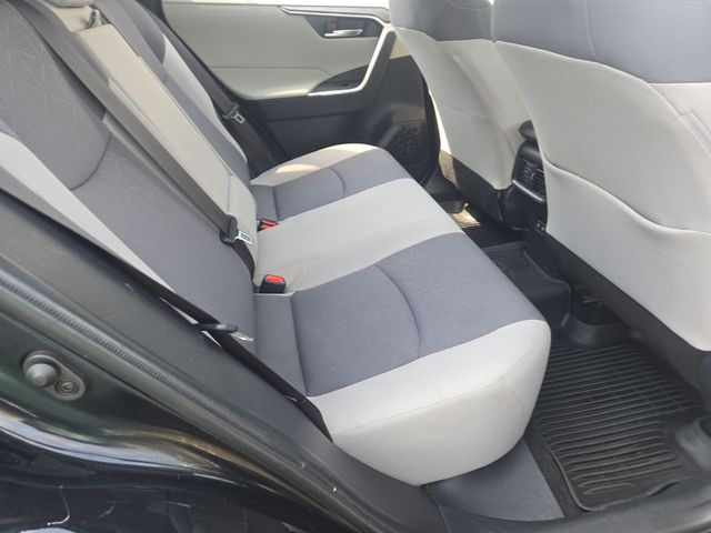 Thumbnail: 2019 Toyota RAV4 - 24