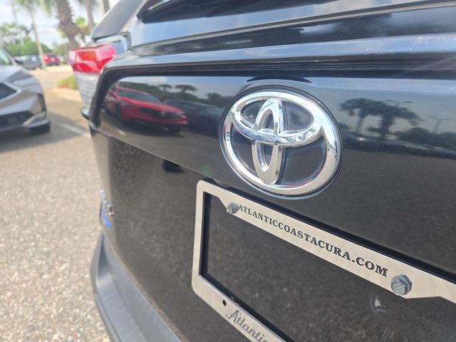 Thumbnail: 2019 Toyota RAV4 - 7