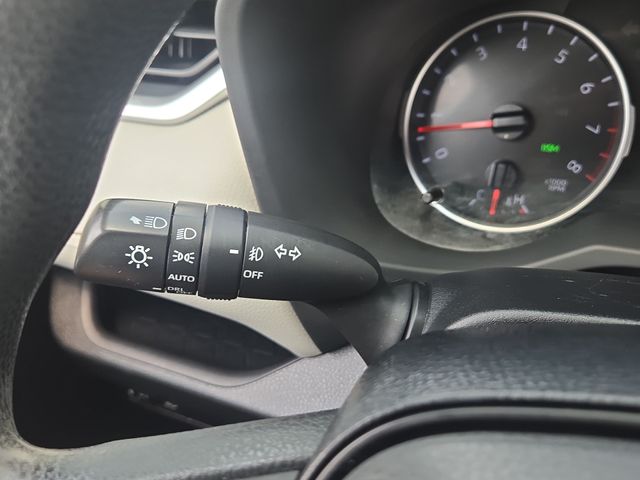 Thumbnail: 2019 Toyota RAV4 - 16