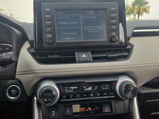 Thumbnail: 2019 Toyota RAV4 - 15