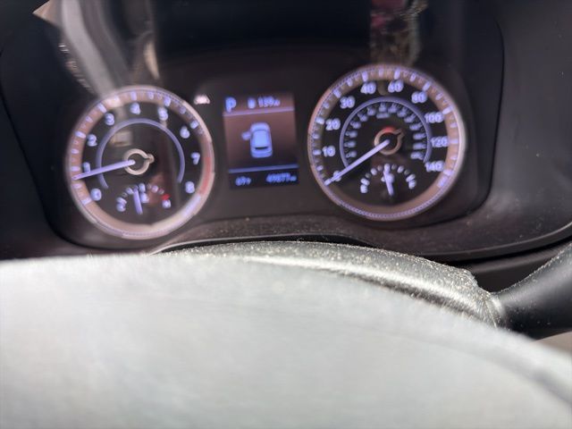 Thumbnail: 2022 Hyundai Venue - 9