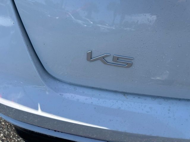 Thumbnail: 2025 Kia K5 - 18
