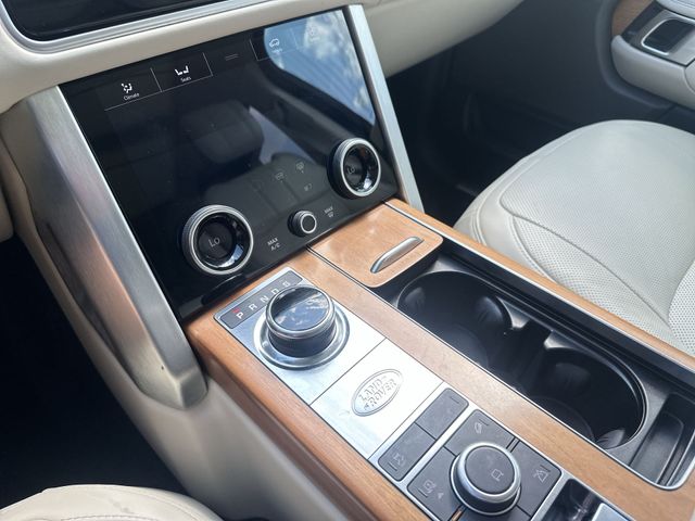 Thumbnail: 2021 Land Rover Range Rover - 34