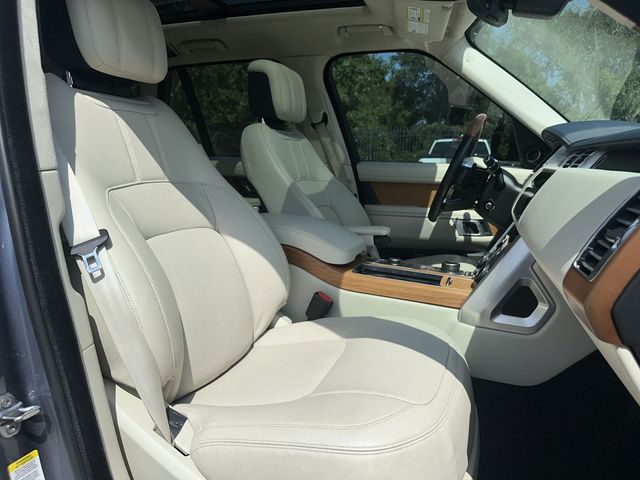 Thumbnail: 2021 Land Rover Range Rover - 32