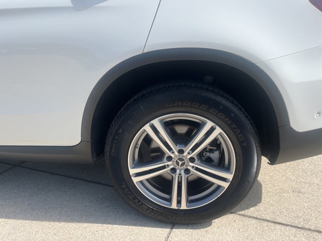 2021 Mercedes-Benz GLC 300 7