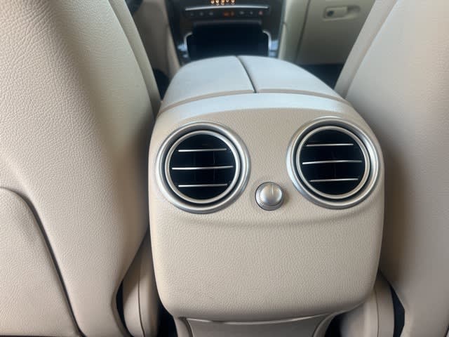2021 Mercedes-Benz GLC 300 19