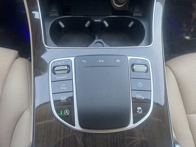 2021 Mercedes-Benz GLC 300 23