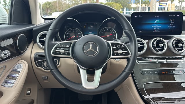 2021 Mercedes-Benz GLC 300 9