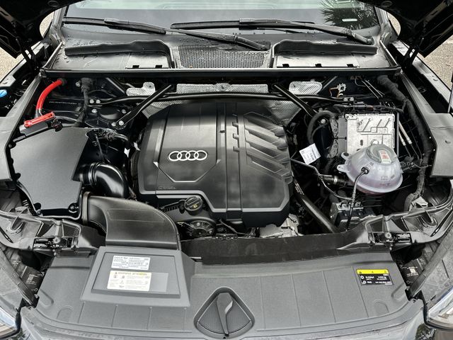 Thumbnail: 2023 Audi Q5 - 9