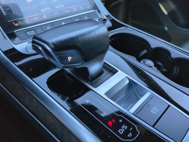 Thumbnail: 2019 Audi Q8 - 38