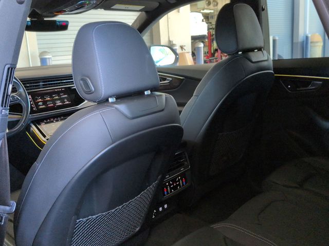 Thumbnail: 2019 Audi Q8 - 12