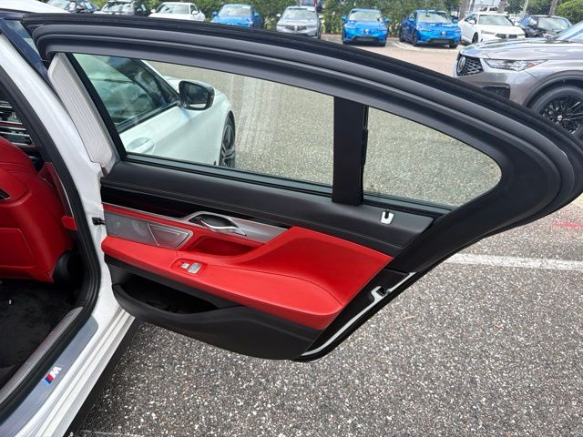 Thumbnail: 2018 BMW 7 Series - 35