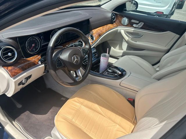Thumbnail: 2017 Mercedes-Benz E-Class - 2