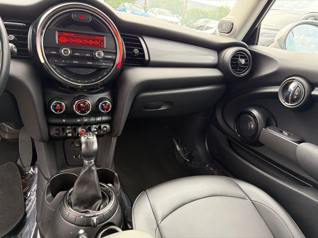 Thumbnail: 2015 MINI Cooper - 13