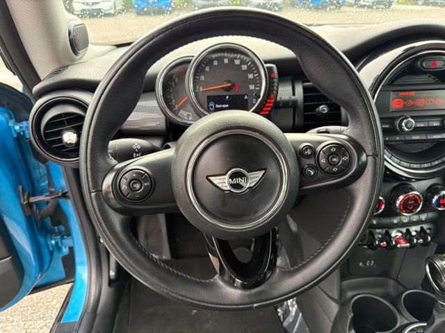 Thumbnail: 2015 MINI Cooper - 10