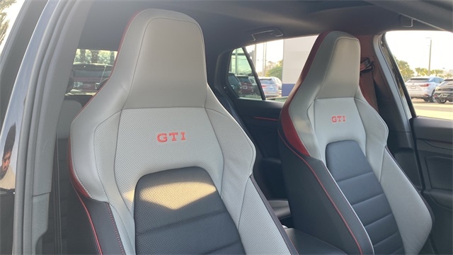 2024 Volkswagen Golf GTI Autobahn 22