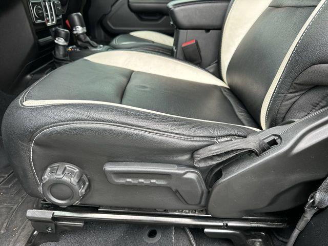 Thumbnail: 2021 Jeep Wrangler - 22