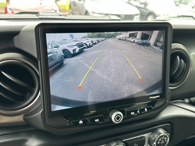 Thumbnail: 2021 Jeep Wrangler - 30