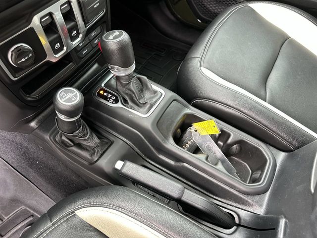 Thumbnail: 2021 Jeep Wrangler - 32