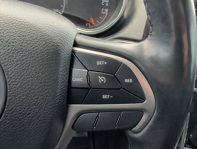 Thumbnail: 2021 Jeep Grand Cherokee - 28