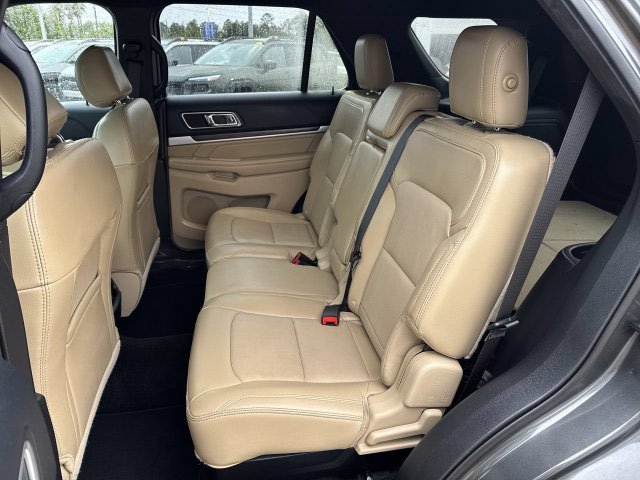 Thumbnail: 2016 Ford Explorer - 26