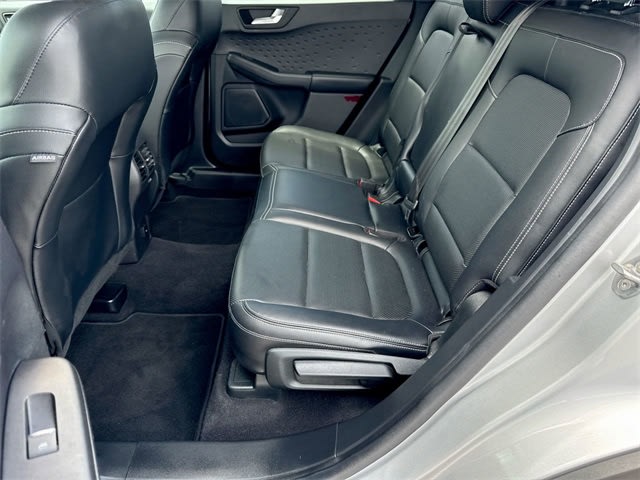2020 Ford Escape SEL 23