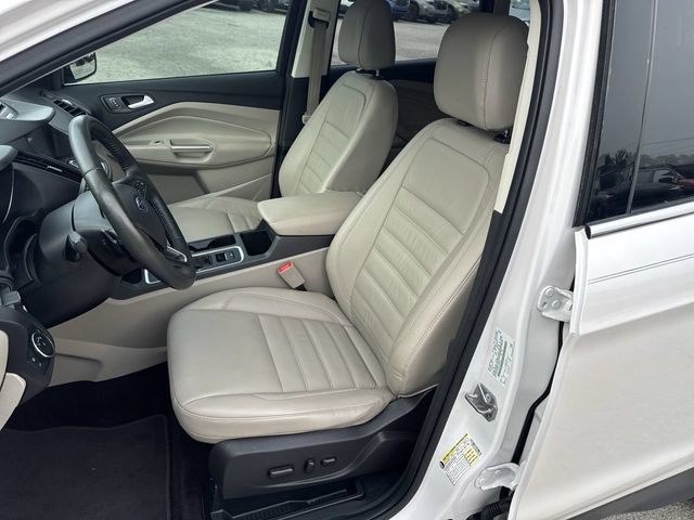 Thumbnail: 2017 Ford Escape - 9
