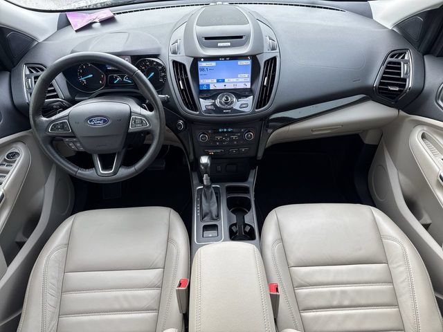 Thumbnail: 2017 Ford Escape - 8
