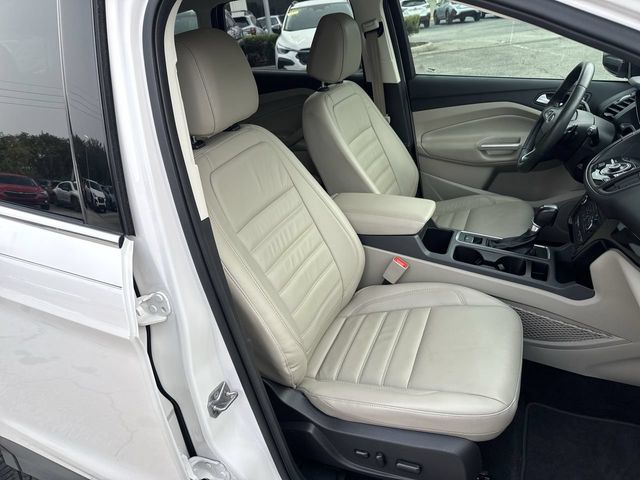 Thumbnail: 2017 Ford Escape - 10
