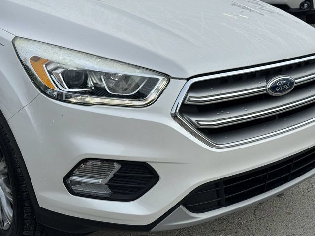 Thumbnail: 2017 Ford Escape - 22