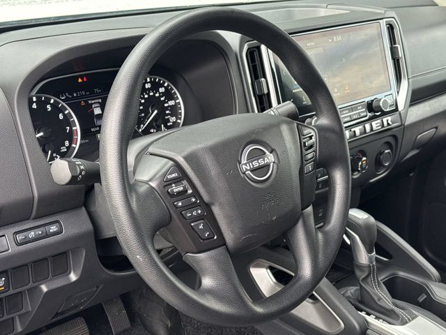 Thumbnail: 2025 Nissan Frontier - 12