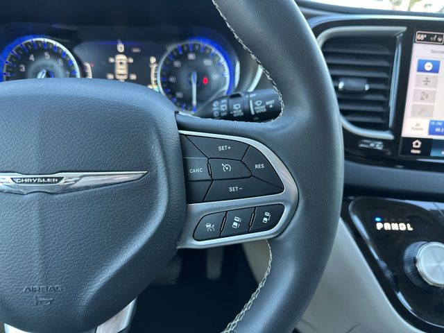 Thumbnail: 2024 Chrysler Pacifica - 26