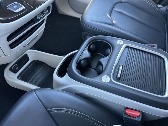 Thumbnail: 2024 Chrysler Pacifica - 30