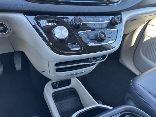 Thumbnail: 2024 Chrysler Pacifica - 14