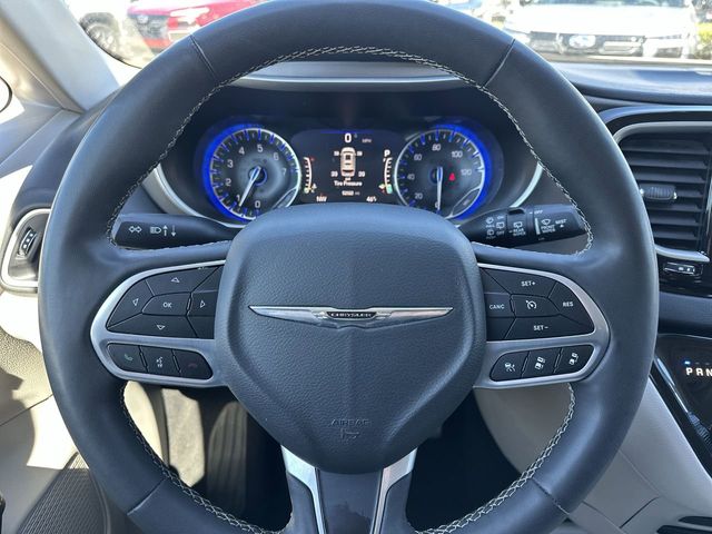 Thumbnail: 2024 Chrysler Pacifica - 24