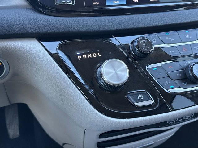 Thumbnail: 2024 Chrysler Pacifica - 31