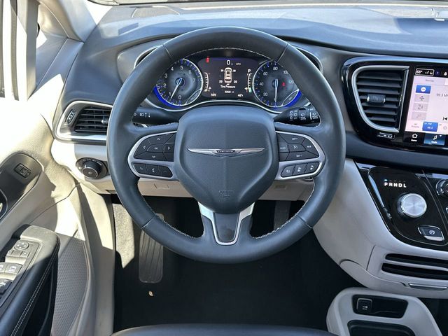 Thumbnail: 2024 Chrysler Pacifica - 11