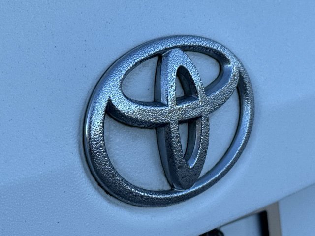 Thumbnail: 2014 Toyota Corolla - 7