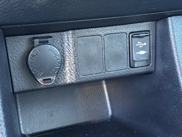 Thumbnail: 2014 Toyota Corolla - 31